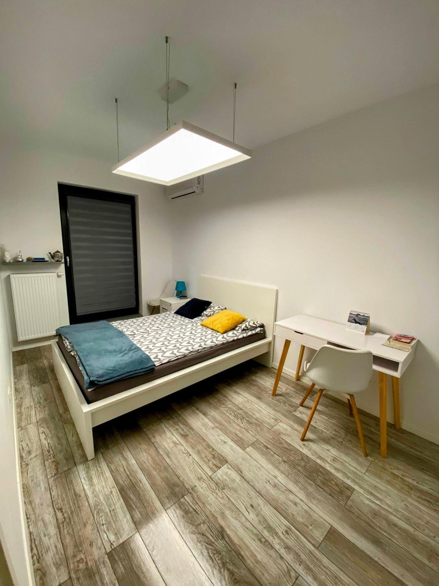 Apartament Dobry Dom Warszawa Luaran gambar